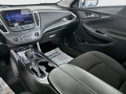 Used 2023 Chevrolet Malibu LT FWD image 22