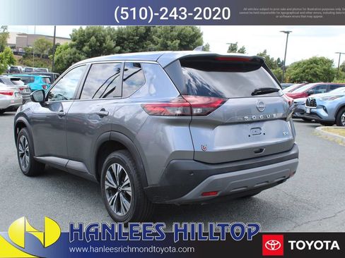 Used 2023 Nissan Rogue SV FWD image 9