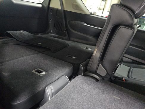 Used 2025 INFINITI QX80 Luxe AWD/4WD image 13