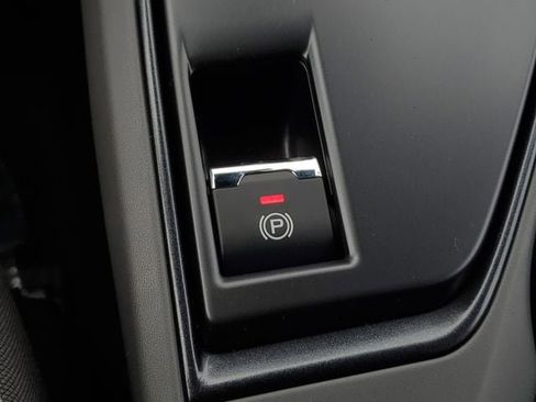 New 2026 Subaru Crosstrek 2.0i Premium image 30