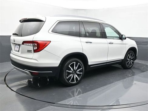 Used 2022 Honda Pilot Touring image 5