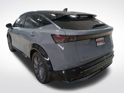 Used 2024 Nissan Ariya AWD image 3