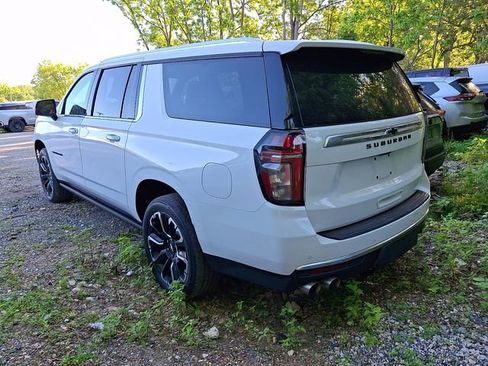 Certified 2023 Chevrolet Suburban High Country AWD/4WD image 4
