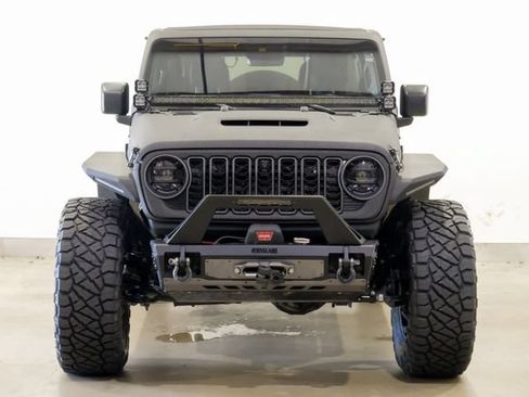 Used 2024 Jeep Wrangler Unlimited Rubicon 392 AWD/4WD image 2