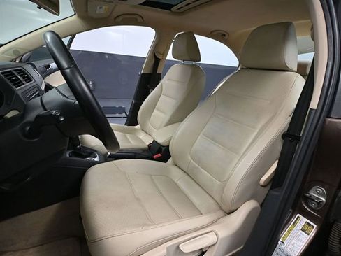 Used 2014 Volkswagen Jetta SE image 20