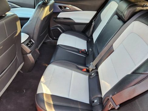Certified 2024 Chevrolet Equinox EV LT FWD image 32