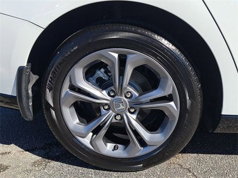 Certified 2025 Honda Accord EX-L image 7