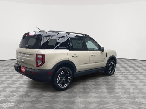 New 2025 Ford Bronco Sport Outer Banks w/ Outer Banks Tech Package+ image 39