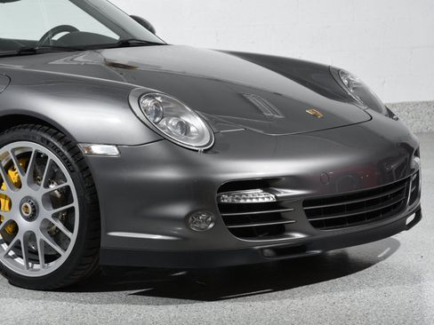 Used 2011 Porsche 911 Turbo S AWD/4WD image 33