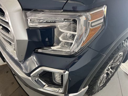 Used 2021 GMC Sierra 1500 SLT w/ SLT Convenience Package AWD/4WD image 32