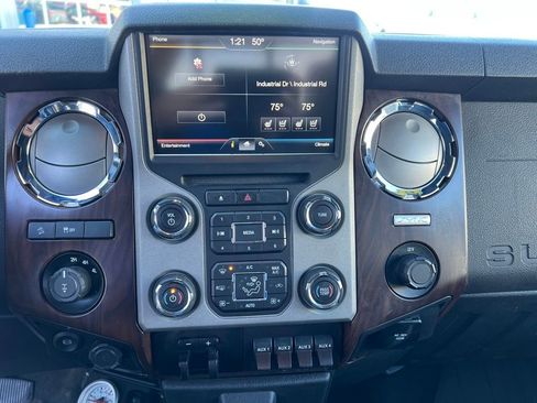 Used 2016 Ford F350 Lariat w/ Chrome Package image 17