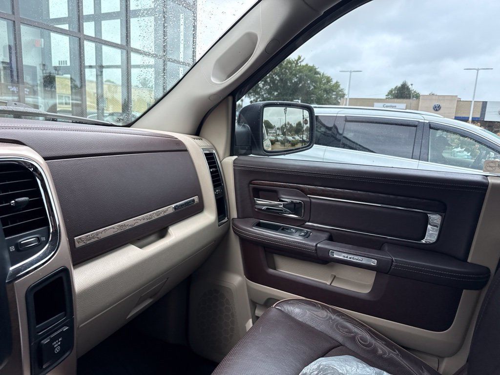 Used 2015 RAM 1500 Laramie Longhorn w/ Convenience Group AWD/4WD image 7