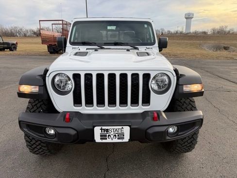 Used 2023 Jeep Gladiator Rubicon w/ Cold Weather Group image 2
