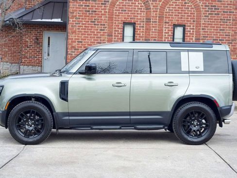 Used 2024 Land Rover Defender 110 S image 4