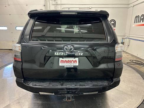 Used 2022 Toyota 4Runner SR5 image 13