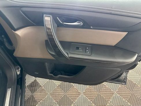 Used 2016 GMC Acadia SLT AWD/4WD image 23