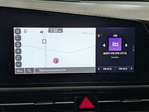 Certified 2023 Kia Niro SX Touring FWD image 28