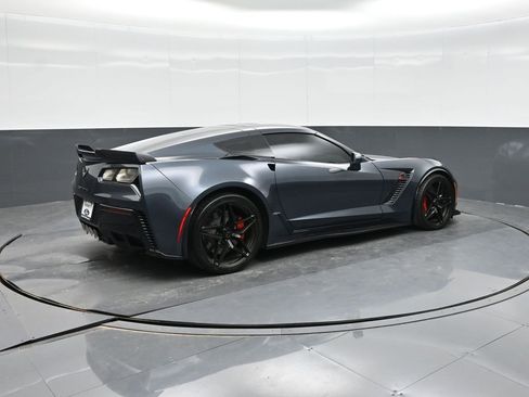 Used 2019 Chevrolet Corvette Z06 RWD image 6