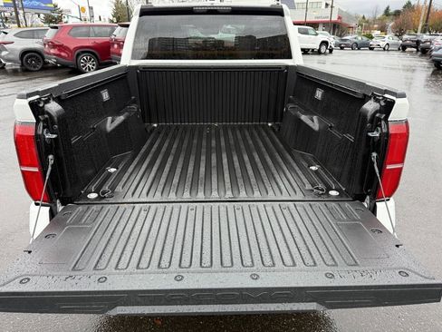 Used 2026 Toyota Tacoma SR5 image 9