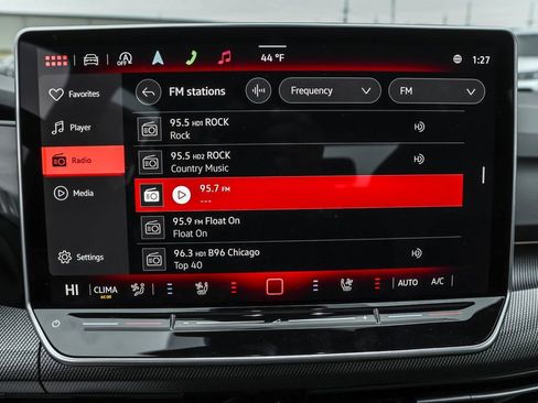 New 2025 Volkswagen GTI SE image 31