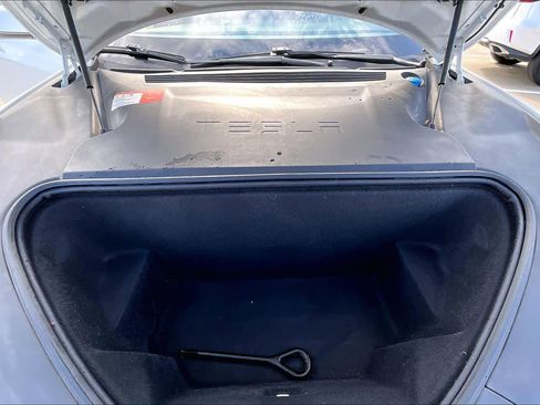 Used 2017 Tesla Model S 75 image 29