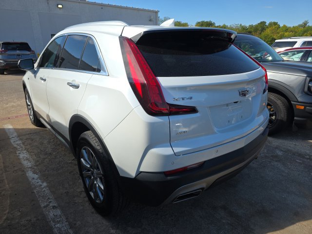 Used 2023 Cadillac XT4 Premium Luxury AWD/4WD image 3