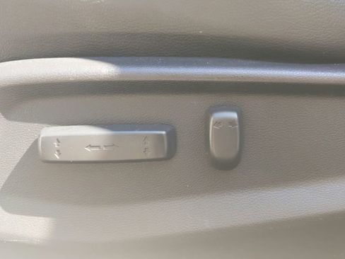 Used 2018 Honda Civic Touring image 17