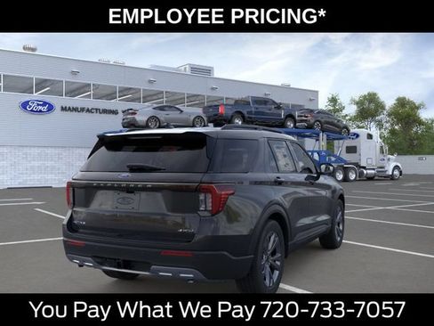 New 2026 Ford Explorer Active AWD/4WD image 8