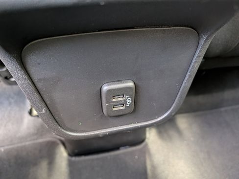 Used 2024 Chevrolet Equinox LT image 13