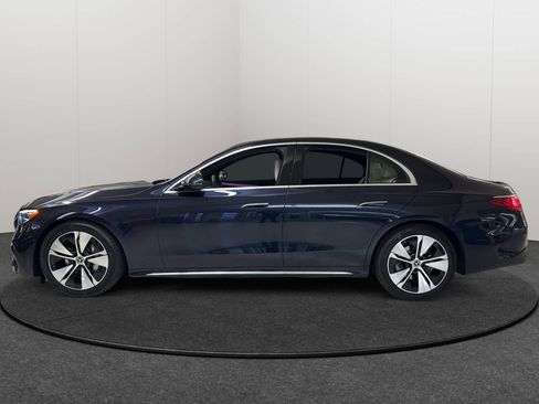 New 2026 Mercedes-Benz E 350 4MATIC Sedan image 3