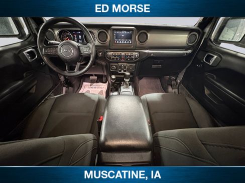 Used 2021 Jeep Gladiator Sport image 10