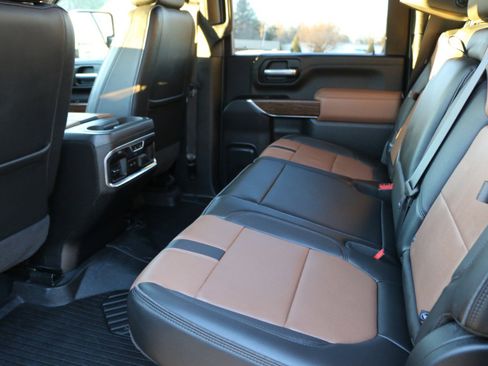 Used 2022 Chevrolet Silverado 3500 High Country w/ Z71 Off-Road Package image 34