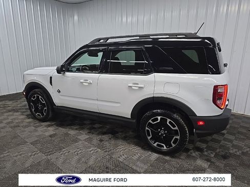 Used 2022 Ford Bronco Sport Outer Banks w/ Tech Package image 4