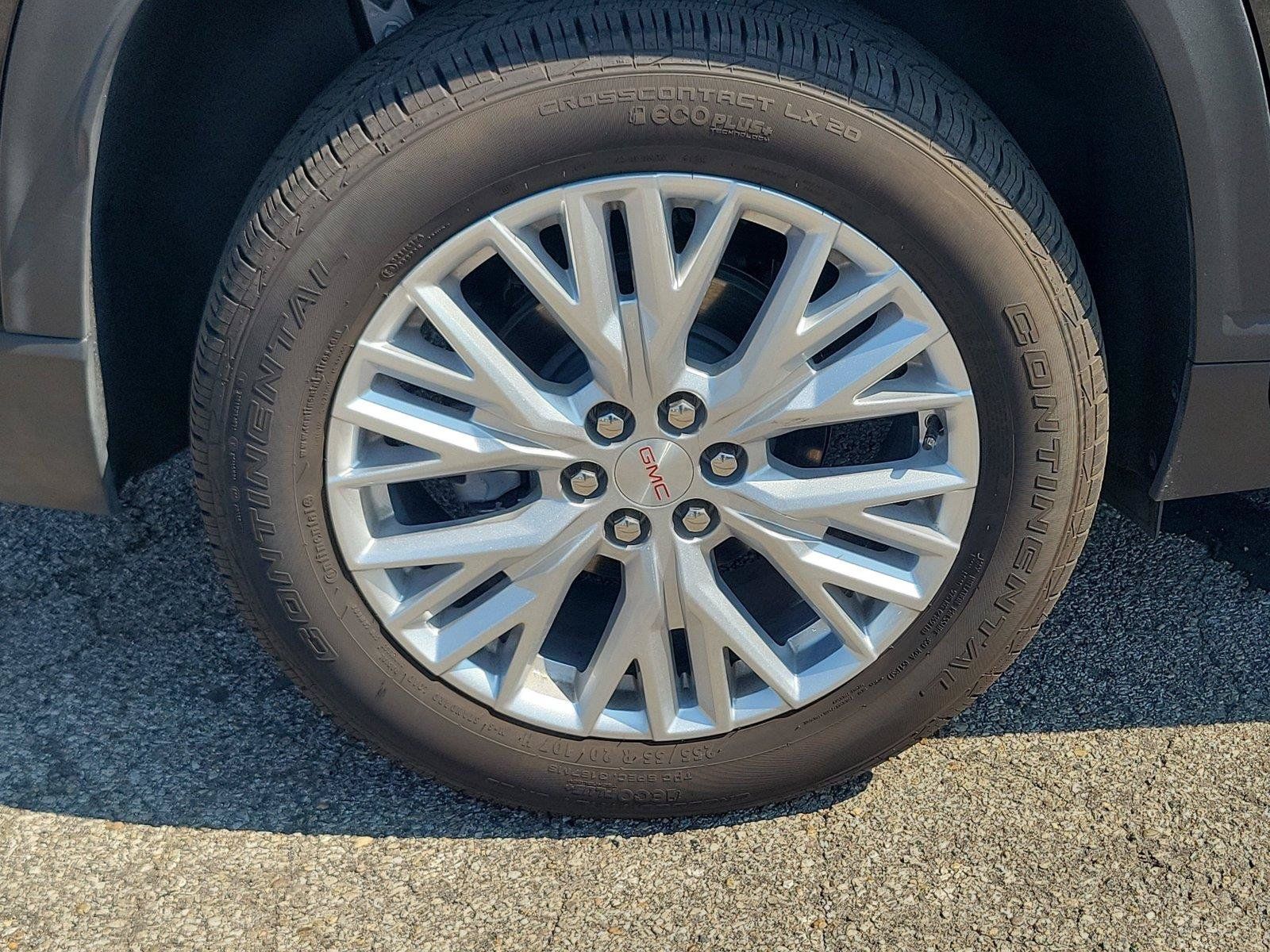 Used 2026 GMC Acadia Elevation w/ Elevation Premium Package FWD image 5