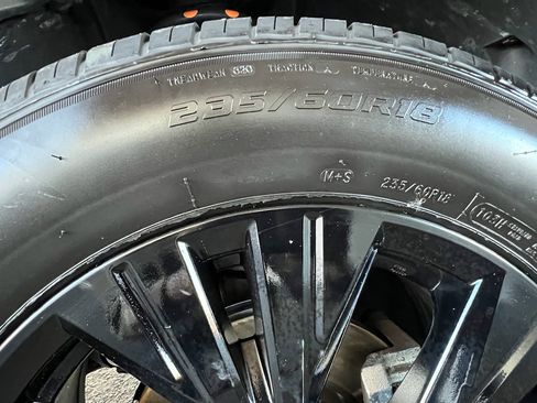 Used 2023 Nissan Rogue SV w/ SV Premium Package image 11