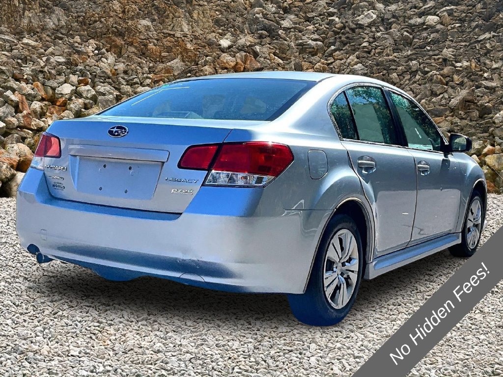 Used 2013 Subaru Legacy 2.5i AWD/4WD image 2