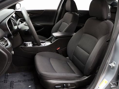 Certified 2024 Chevrolet Malibu LT image 9