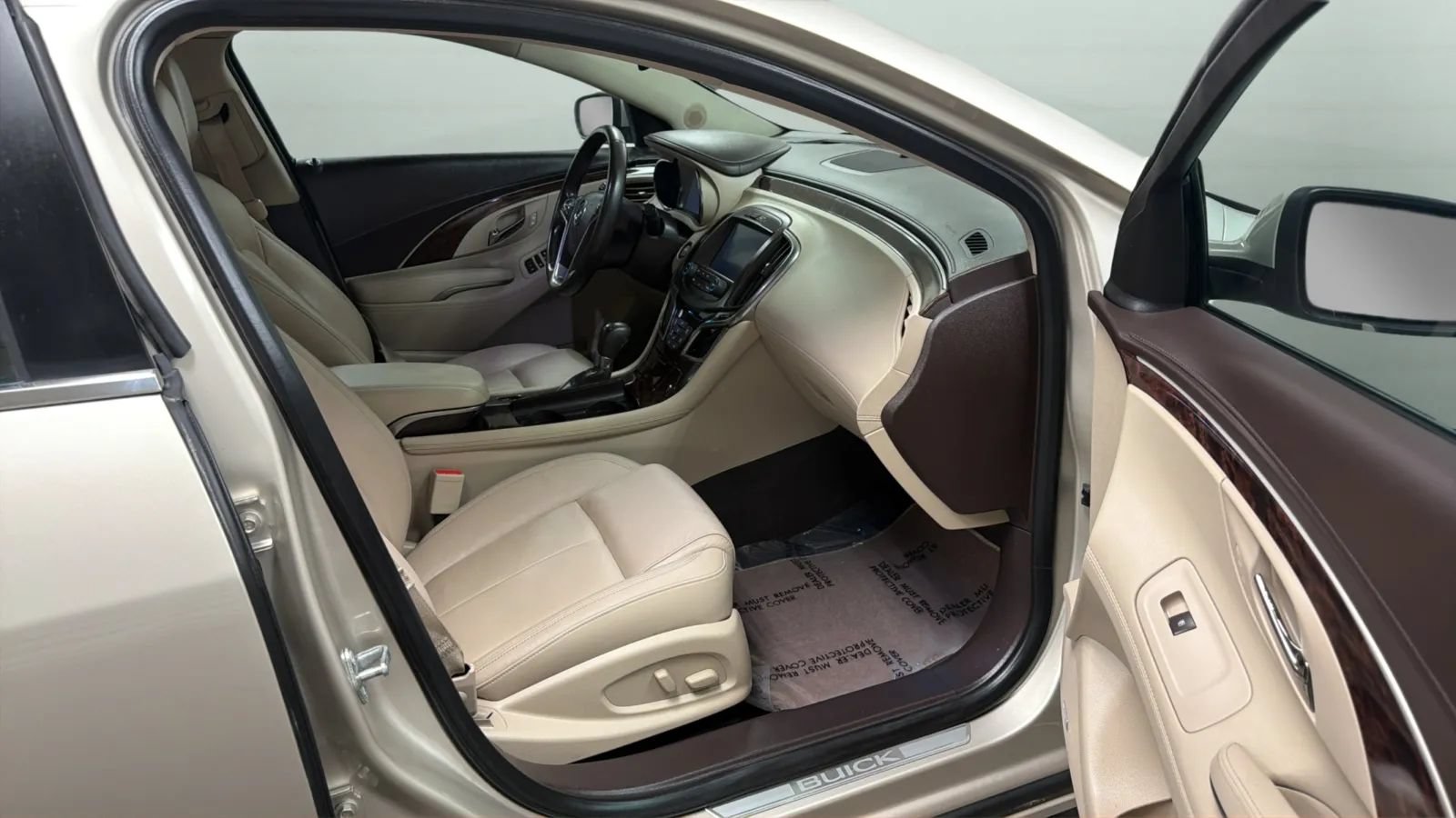 Used 2015 Buick LaCrosse Leather w/ Experience Buick Package FWD image 22
