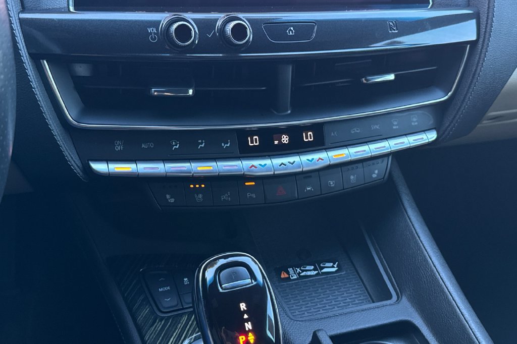 Used 2020 Cadillac CT5 Premium Luxury RWD image 24