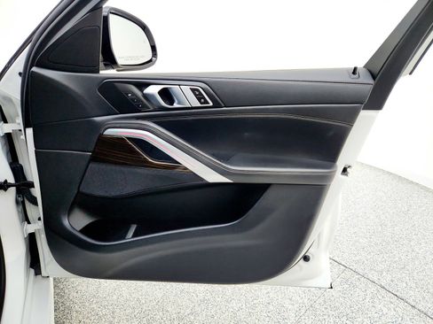 Used 2020 BMW X6 sDrive40i w/ M Sport Package image 26