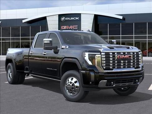 New 2026 GMC Sierra 3500 Denali w/ Denali Reserve Package image 7
