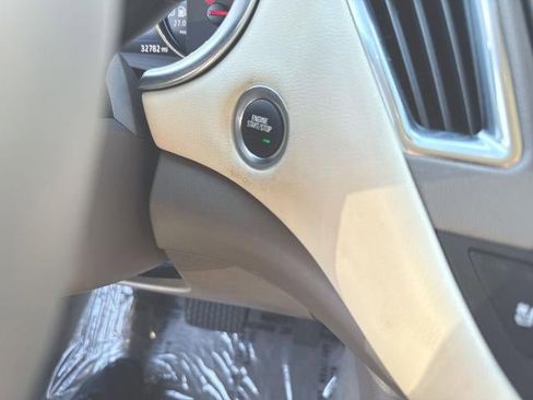 Used 2024 Chevrolet Malibu LT image 17