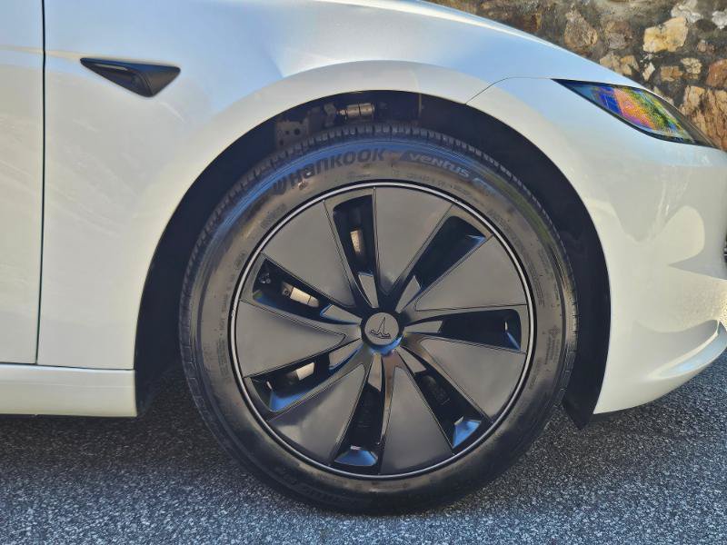 Used 2025 Tesla Model 3 Long Range RWD image 17