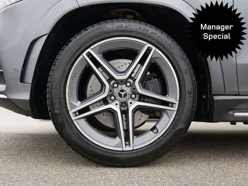 Used 2022 Mercedes-Benz GLS 450 4MATIC image 31