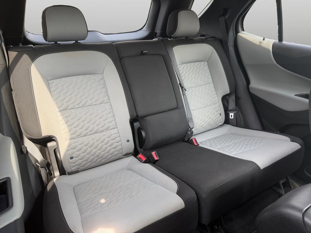 Used 2021 Chevrolet Equinox LS w/ LS Convenience Package FWD image 21