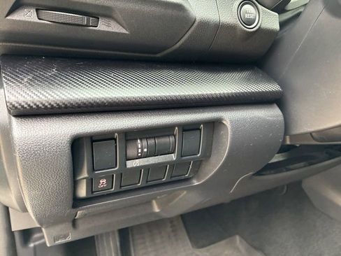 Used 2019 Subaru Crosstrek 2.0i Premium w/ Popular Package #2 AWD/4WD image 11