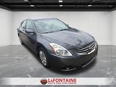 Used 2012 Nissan Altima 2.5 S FWD image 6