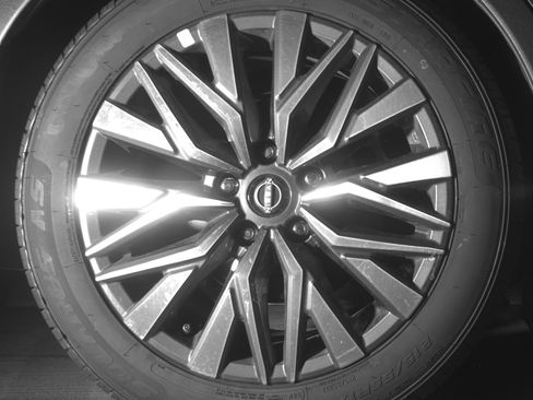 Used 2025 Nissan Altima 2.5 SV image 15