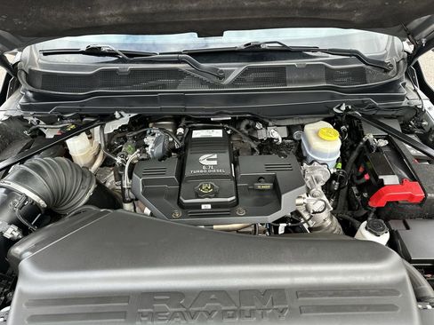 Used 2024 RAM 2500 Big Horn image 33