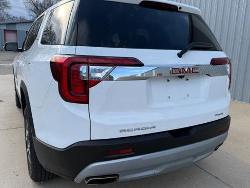 Used 2023 GMC Acadia SLE AWD/4WD image 9